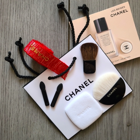 CHANEL Handbags - CHANEL GIFT BAG, APPLICATORS & RIBBON